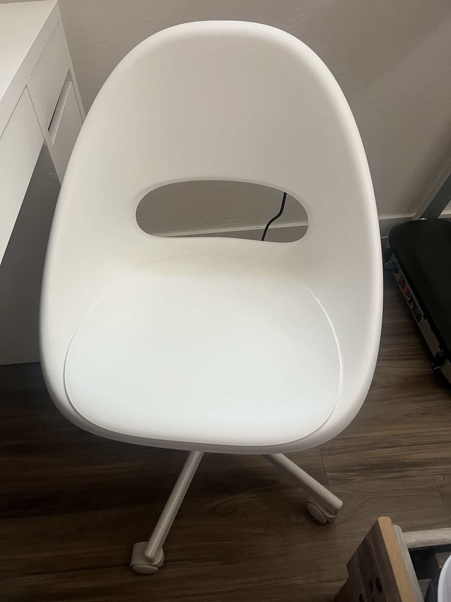 Chair Size Medium Color White Brand IKEA