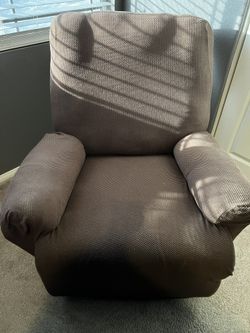 Used Comfy Recliner 