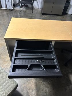 Desk And 2 Chair