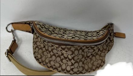 Coach signature canvas belt / crossbody bag