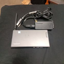 Lenovo ThinkCentre M90n-1 Intel Core i5-8265U 8GB 256GB NVMe Win 11 Pro