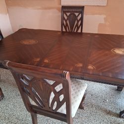 Dining Table 4 Padded Chairs