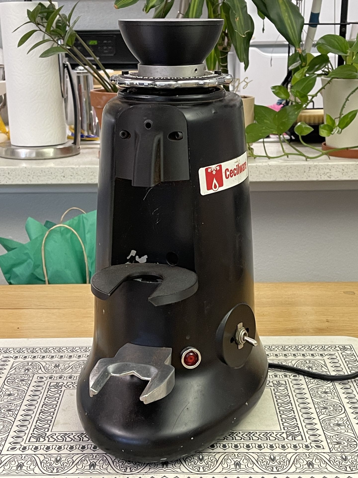 Cecilware HC-600 Commercial Espresso Grinder