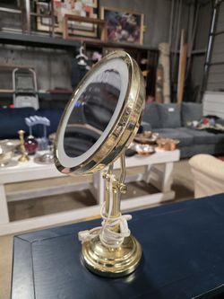 Vintage Retro Tabletop Mirror, With Light