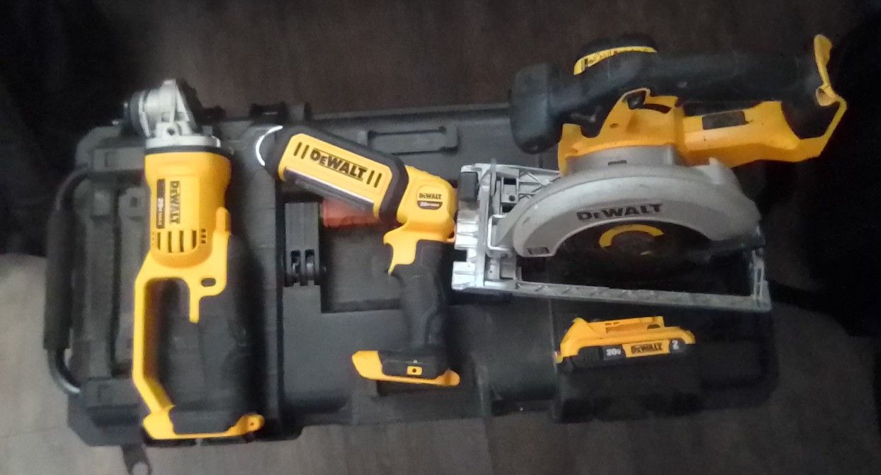 DeWalt Power Tools (3) And Battery (1)