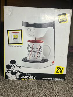 Disney Mickey Mouse 90th Anniversary Single Serve Coffee Maker Set