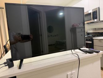 Vizio TV with ROKU