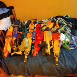 Bunch Of Nerf Guns