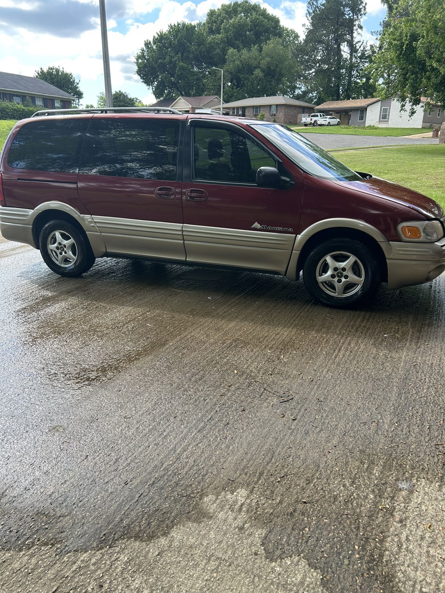 1999 Pontiac Montana