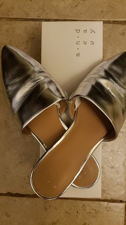 a.n.d e. a w y Size 7.5