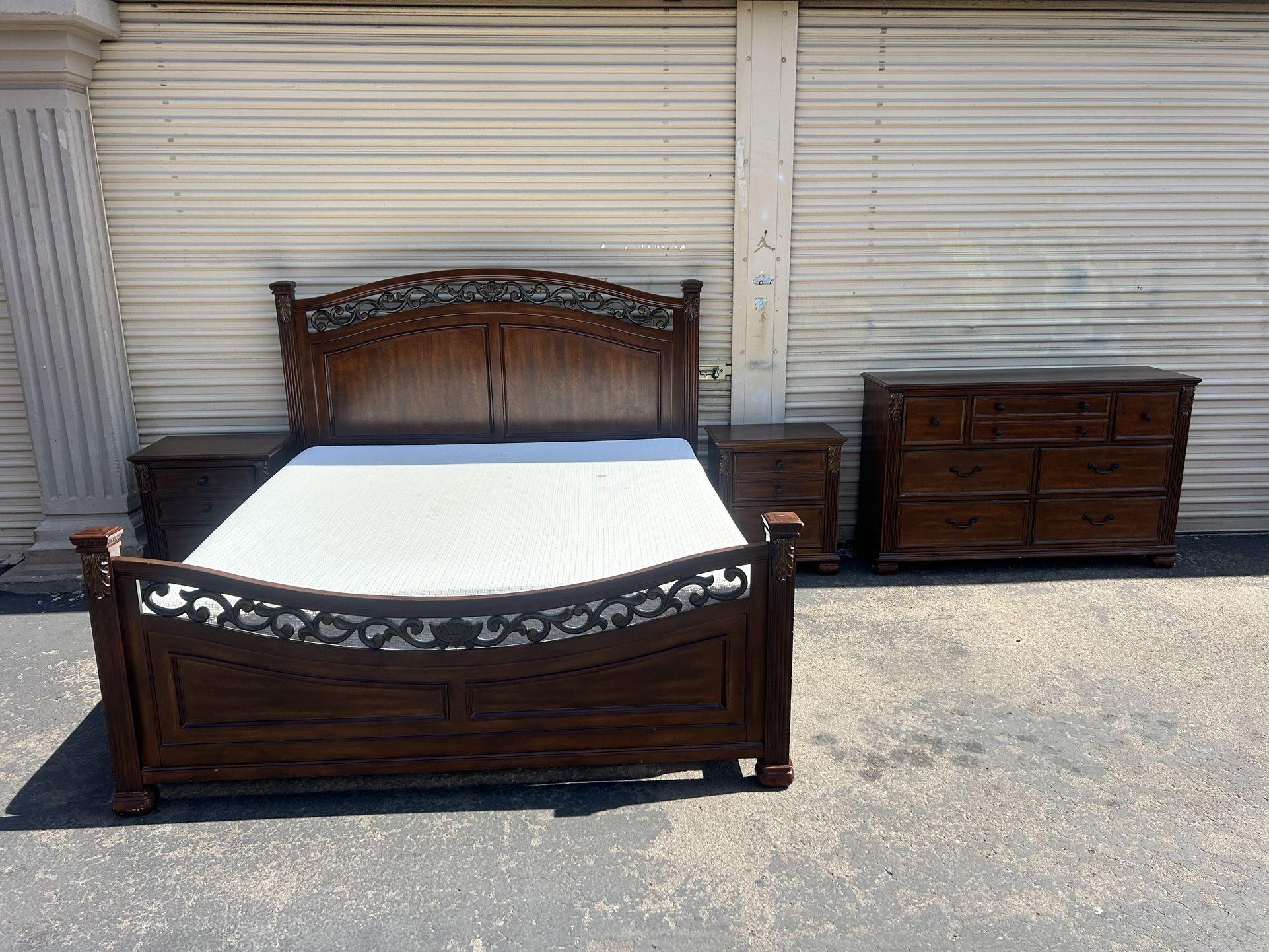 King Size Bedroom Set