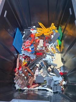 Lot of LEGO Pieces
