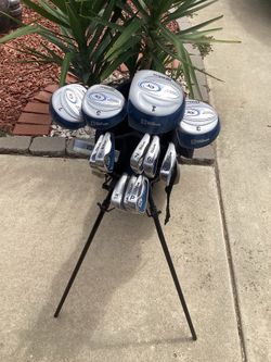 Ladies Wilson Golf Club Set