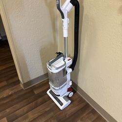 Shark Vacuum 