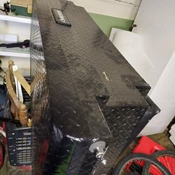 Husky Toolbox Specs On Last Pic Brand New