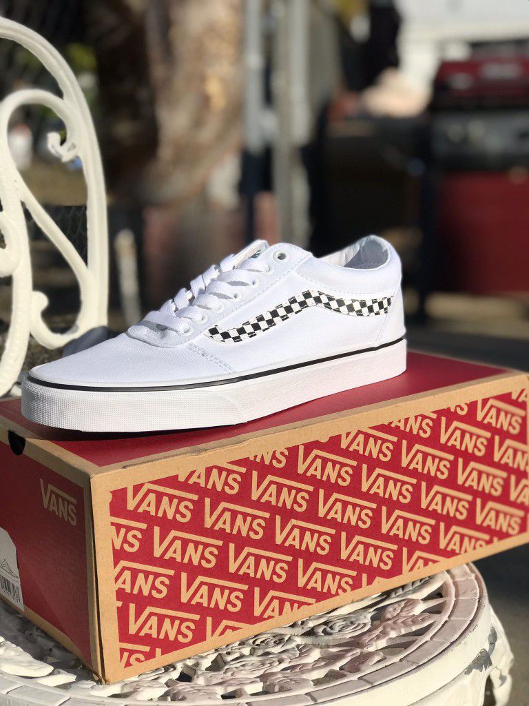 SUPREME VANS DOLLAR HI-TOP SHOES SIZE 12 for Sale in Chino, CA - OfferUp