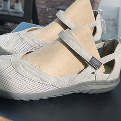 JBU by Jambu Raven Mary Jane Flat Sz 9