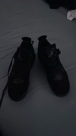 Air Jordan 4 Black Cat Sneakers