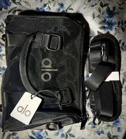 Alo Yoga Black Crossbody Bag with Strap