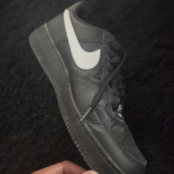 black af1 with white swosh