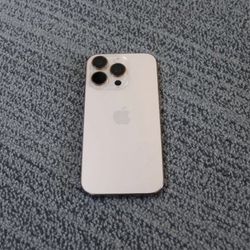 iPhone 16 Pro