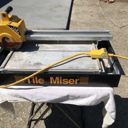 Felled Power Tile Cutter