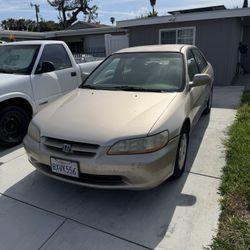 2000 Honda Accord
