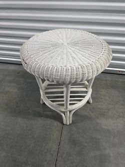 For Sale: Vintage Style Wicker Round End Table – 23" Tall