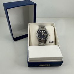 Seiko 7N43-9070 Mens Watch Blue Dial Day Date Steel Original Box Needs Battery