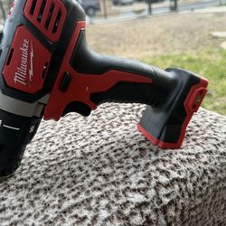 Milwaukee M18 18V Lithium-Ion Cordless 1/2 in. Drill driver (No battery)