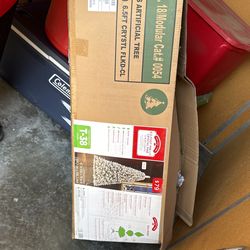 6.5ft Pre-lit X-mas Tree