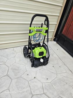 Greenworks Electric Pressure Washer 2000psi