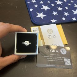 Brand New 4ct Moissanite Ring – Stunning Sparkle