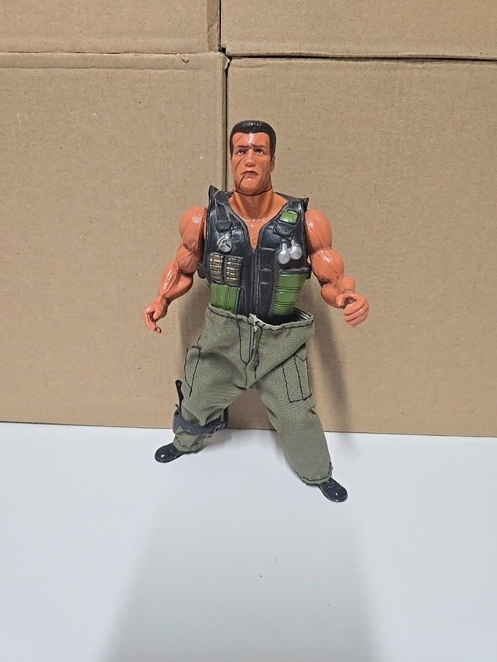 Commando @ToyBros