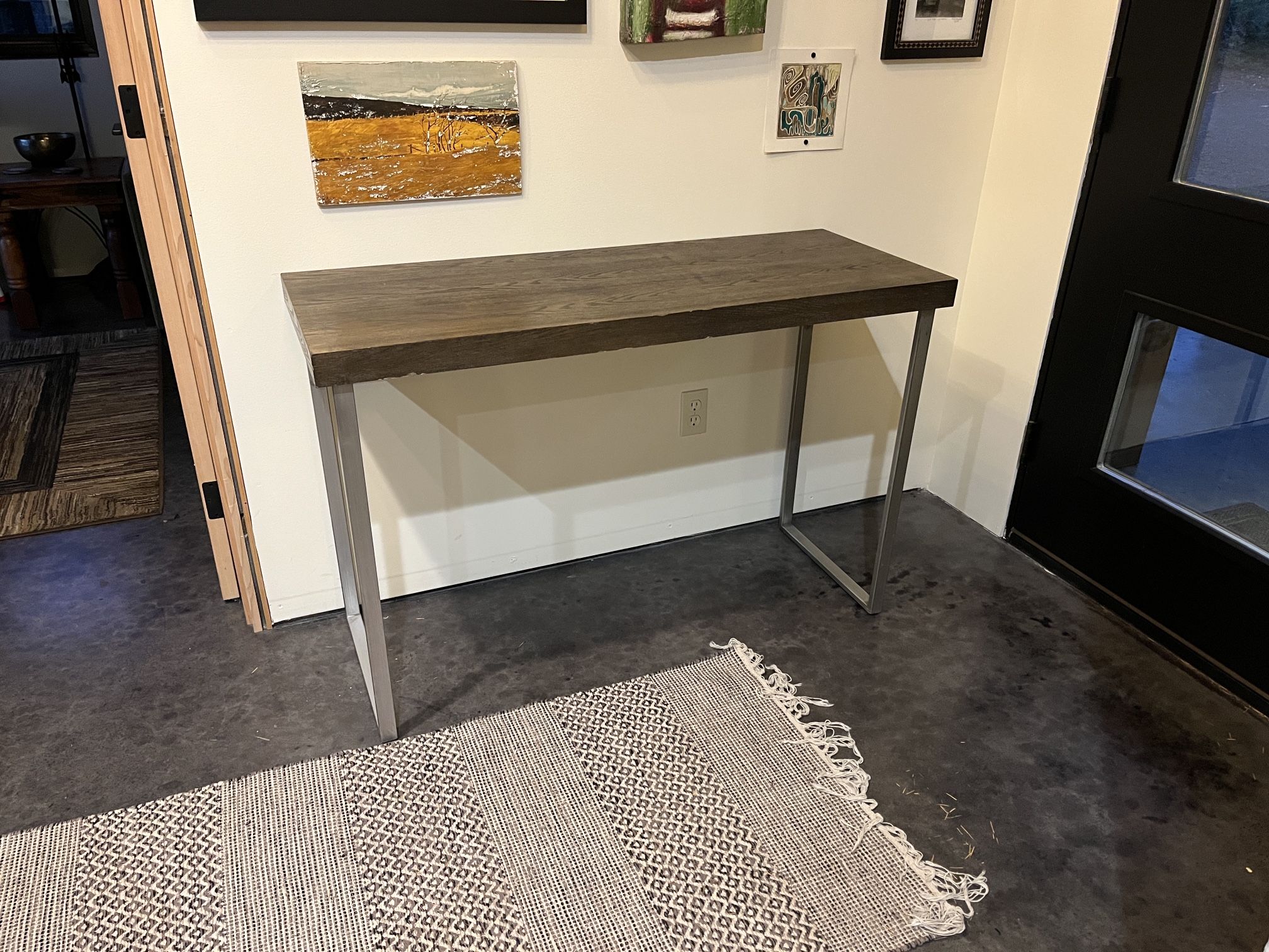 Small Table With Metal Legs