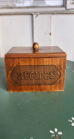 Vintage Cornwall Wooden  Recipe Box