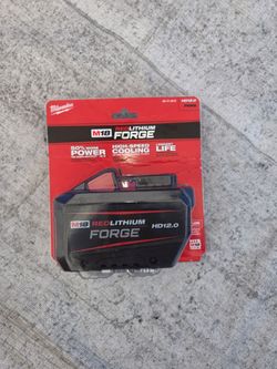 Milwaukee
M18 18V Lithium-Ion REDLITHIUM FORGE HD 12.0 Ah Battery Pack