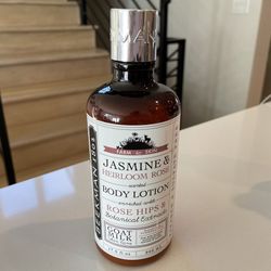 Beekman 1802 Farm to Skin Jasmine & Heirloom Rose Body Lotion, 17.0 oz