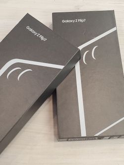 Z flip 7 - Starting at $899 or Only $1 Down to Take It Home Today