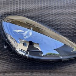 2019 2020 2021 2022 PORSCHE CAYENNE GTS RIGHT PASSENGER SIDE HEADLIGHT 9Y0941032S OEM