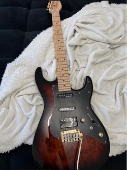 Michael Kelly CC60 Custom Collection and Mustand LT25 amp