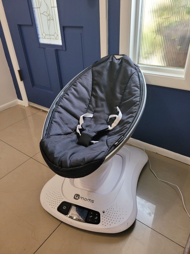 4moms Mamaroo Multi Motion Baby Swing