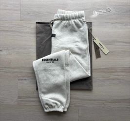 Essential light oatmeal sweatpants SIZE M