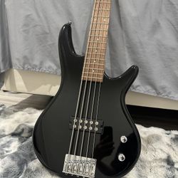 IBANEZ Gio GSR105EX 5-String Bass Guitar Black