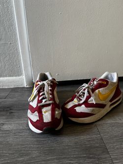 Nike sneakers - women size 7