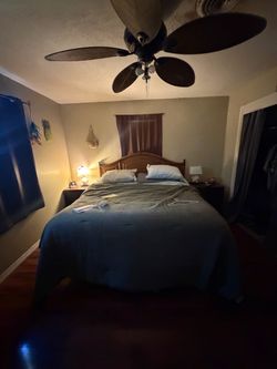 Mechanical king-size bed