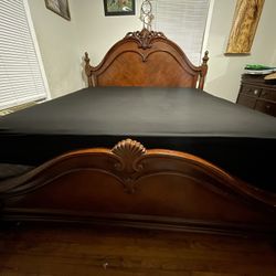 King Size Bed For Sale 