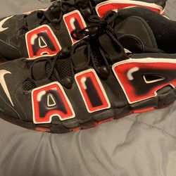 Nike Uptempo