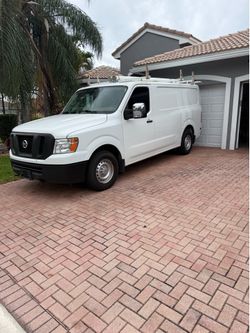 2017 Nissan NV