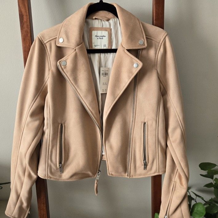 Abercrombie & Fitch Vegan Suede Moto Jacket Size Medium in Dusty Pink NEW